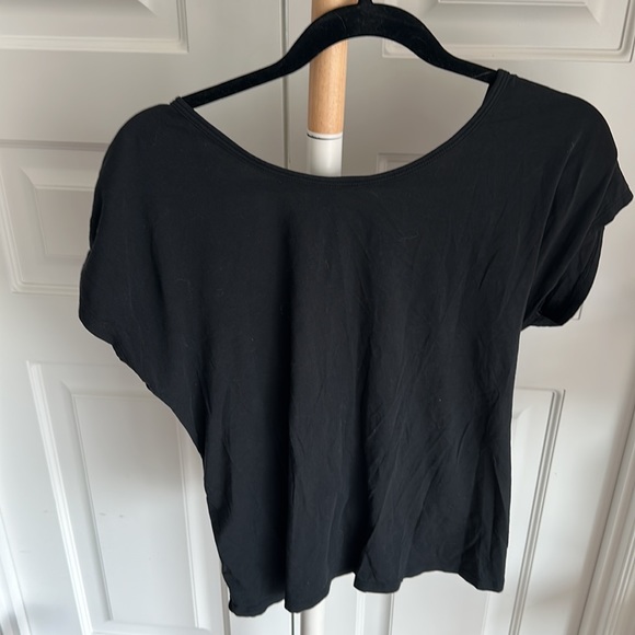 Lululemon shirt bundle - Picture 3 of 8